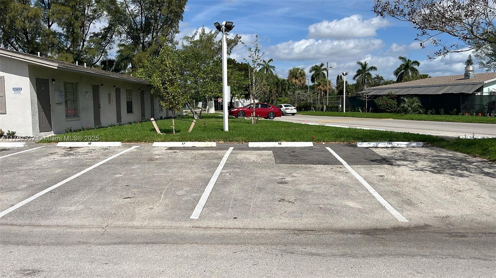 550 NE 44th St # M2, Deerfield Beach FL 33064 — #A11753532