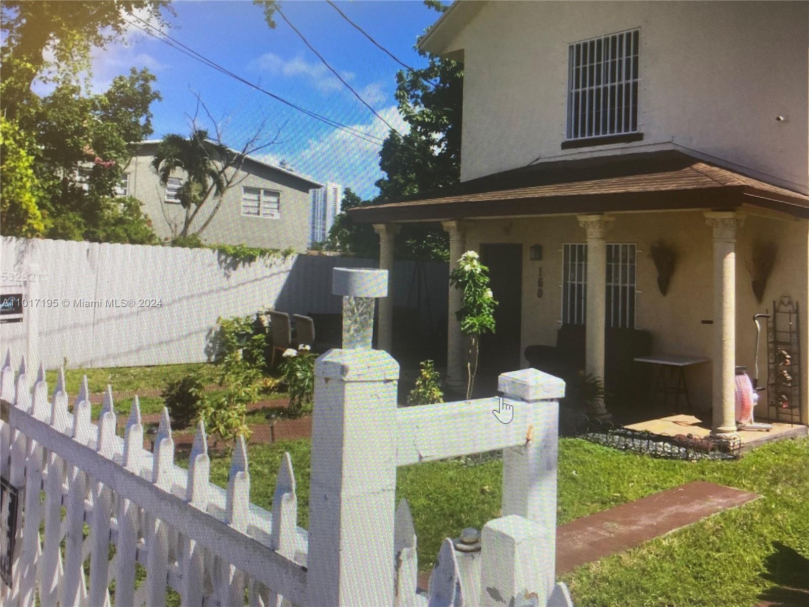 160 NW 27th St, Miami FL 33127 — #A11017195
