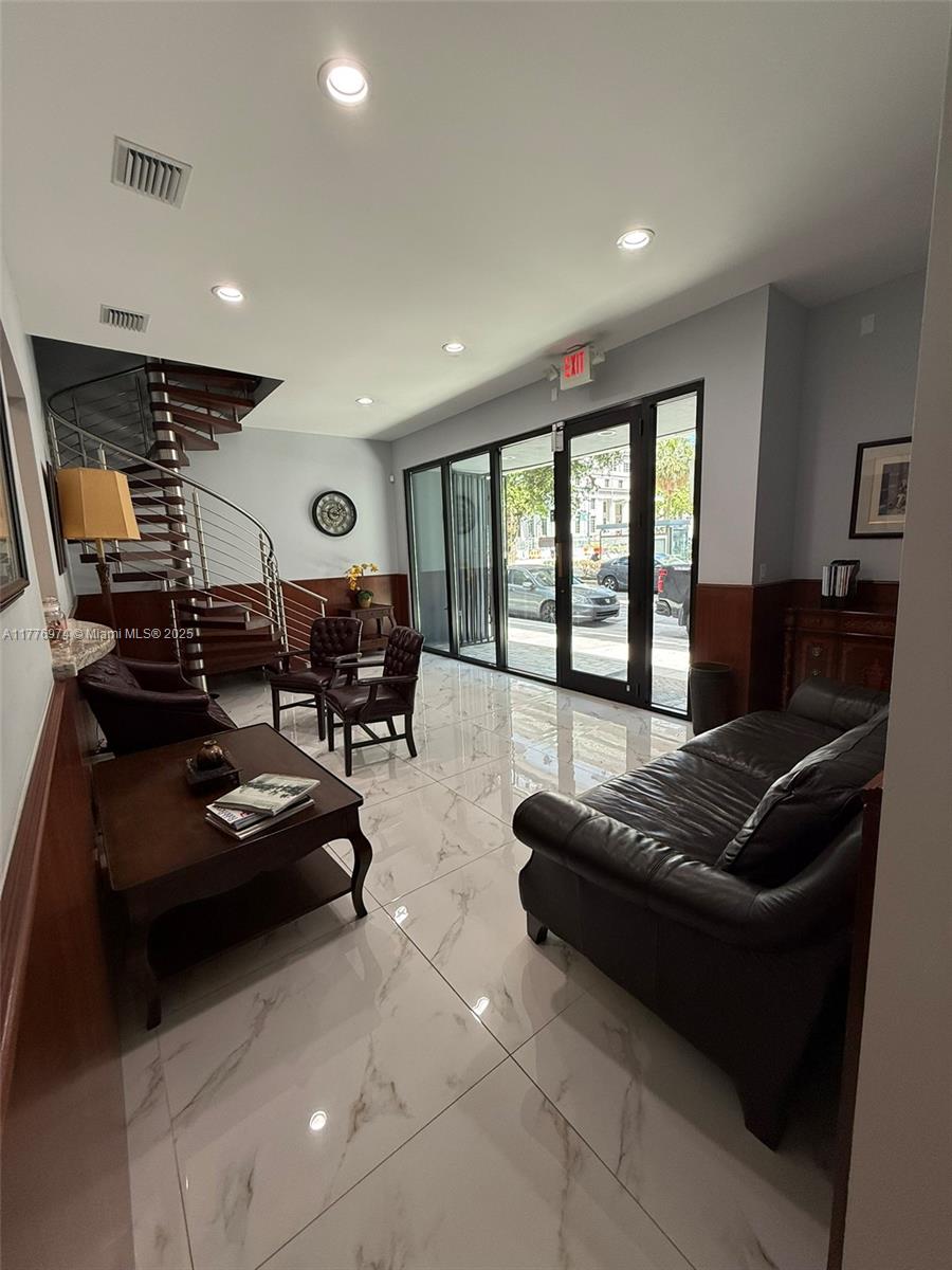 16 SW 1st Ave, Miami FL 33130 — #A11776974