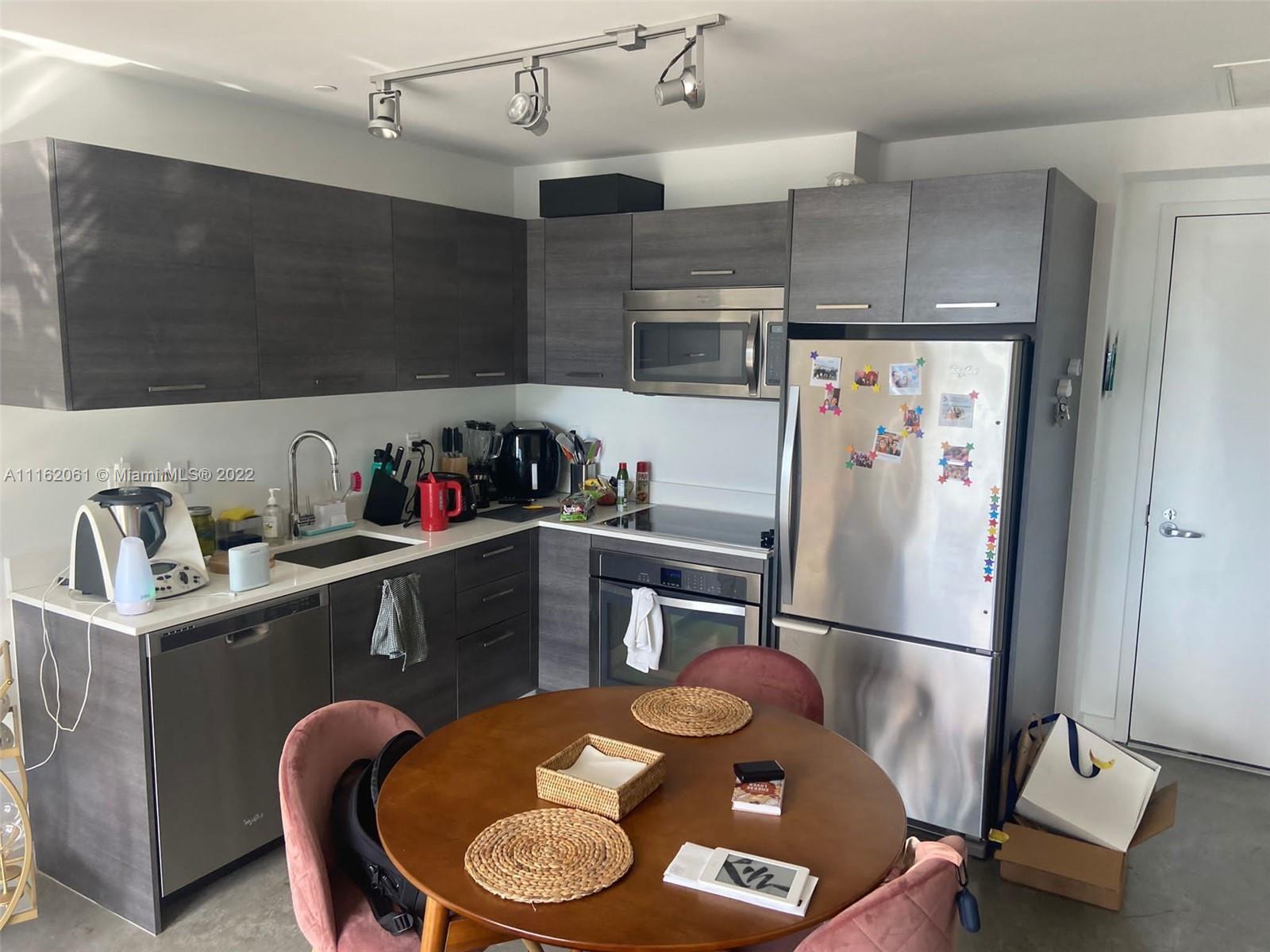 f3b61b38-376 151 SE 1st St, Miami FL 33131 — #A11162061
